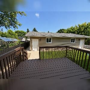 3 Bed 2.5 Bath Dbl Garage Calder NW Edmonton - Photo 4