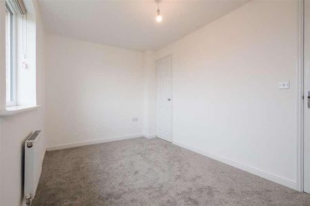 Canal Walk, Burnley, BB12 - Photo 2