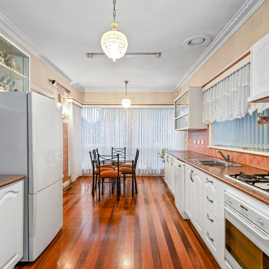 35 Wilkinson Road, Sunshine. - Photo 1