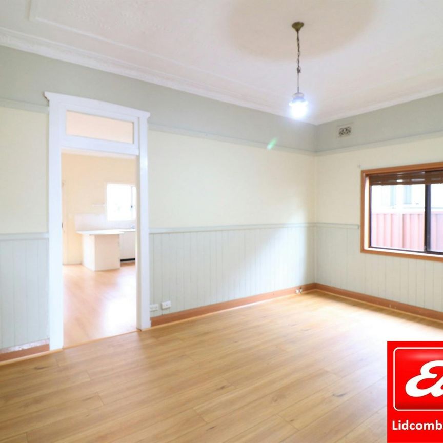 Well-Maintained Family Home in a Quiet Lidcombe Street - Photo 1