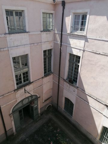 Location Appartement 3 pièces 77m² - Photo 4