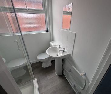Studio Flat, Middleborough Road, CV1 - Photo 6
