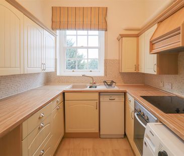 Birdcage Walk, Newmarket - Photo 5