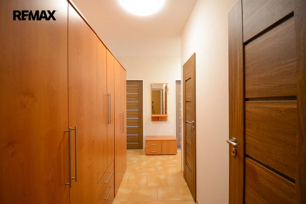 Pronájem bytu 2+1 62 m² - Фото 1