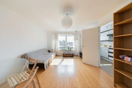 1 Bed Flat, Regent Square, E3 - Photo 3