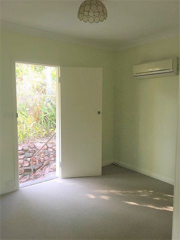 251 Wills Street, Townsville City QLD 4810 - House For Rent - $650 | Domain - Photo 4