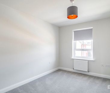 Almond Avenue, Whittlesey, Peterborough - Photo 5