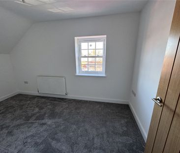 Holborn Place, Bulwell, Nottingham, Nottinghamshire, NG6 - Photo 5