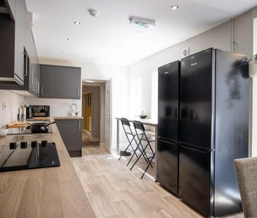 1 bedroom in a house share to rent - Photo 6
