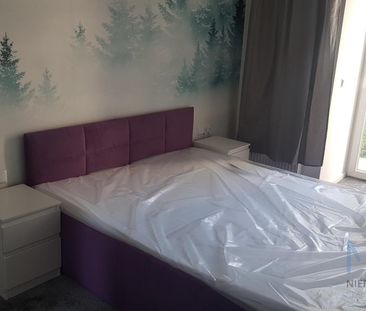Nowocześnie wykończone mieszkanie w odrestaurowanej kamienicy blisk... - Photo 2