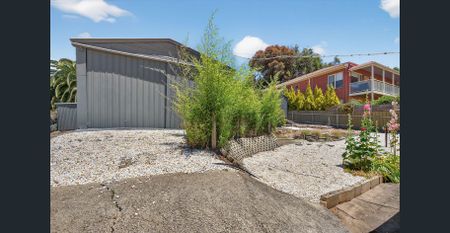 Open the door to elevated coastal living - Photo 4