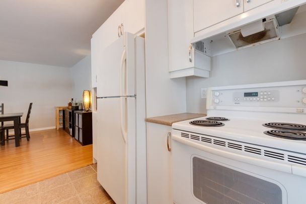 Appartement à louer - Brossard (Noms de rues (C)) - Photo 1