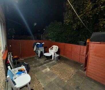 2 Bed Terraced House, Morena Street, SE6 - Photo 1