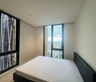 Fully Furnished One-Bedroom Apartment on Level 27 I Empire Melbourne - Photo 3