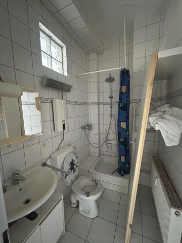 Renovierte 2-Zimmer-Wohnung am Pappelweg 1 in Hanau – Ihr neues gemütliches Zuhause wartet auf Sie [HMR-O12E05] - Foto 4