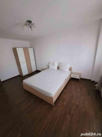 Inchiriez apartament - Fotografie 2