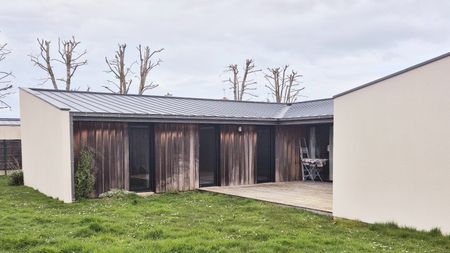House - Photo 3