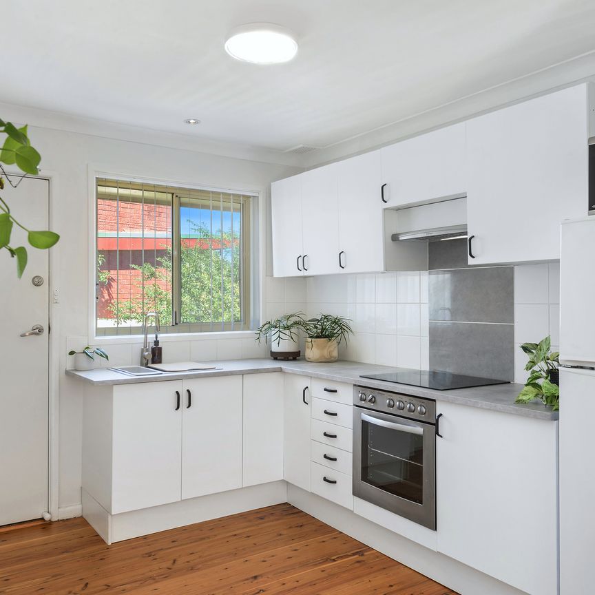 1/21 Yellagong Street, West Wollongong NSW 2500, West Wollongong - Photo 1