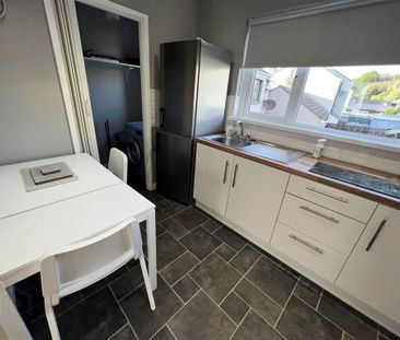 Flat D, 1 Shore Road, Kircubbin, BT22 2RP - Photo 6