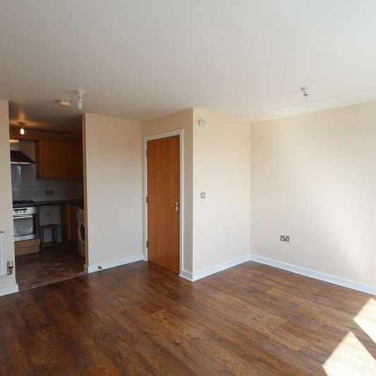 1 bedroom flat to rent - Photo 1