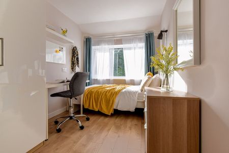 4 Bed Semi-Detached House, Lichen Green, CV4 - Photo 5