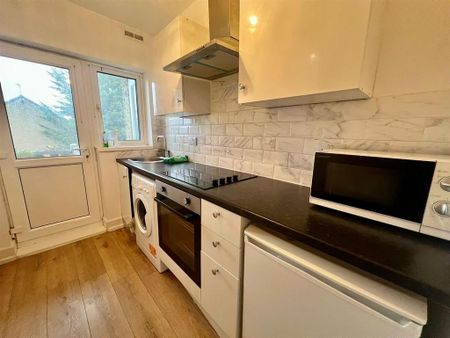 1 bedroom flat to rent - Photo 5