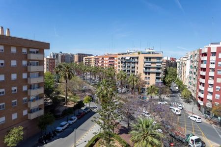 Calle Isaac Peral, Valencia, Valencian Community 46024 - Photo 3