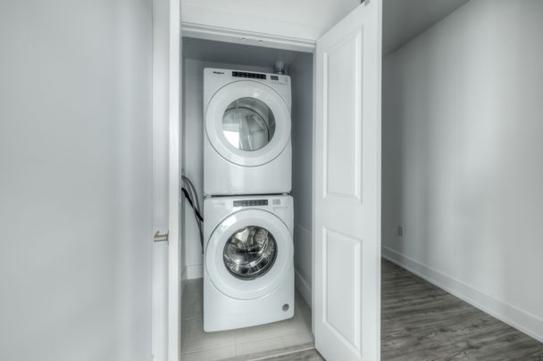 For Lease - 450 DUNDAS Street Unit# 909, Hamilton, Ontario - Photo 1