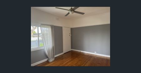 Country Town Living - Photo 5