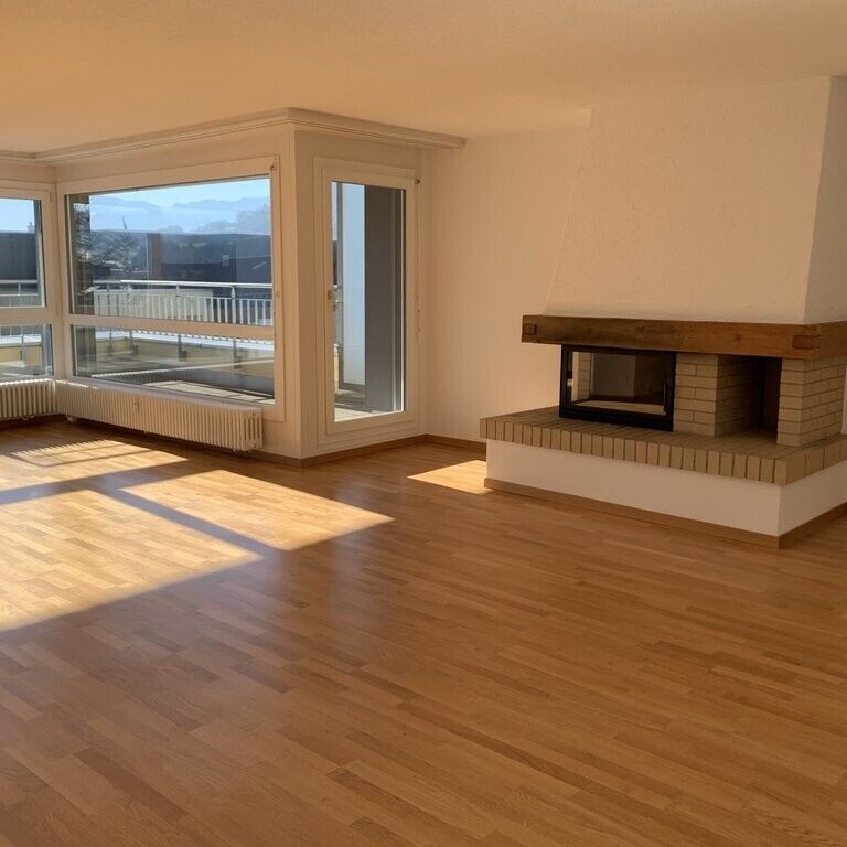 Grandiose loft apartment with mountain views - Photo 1