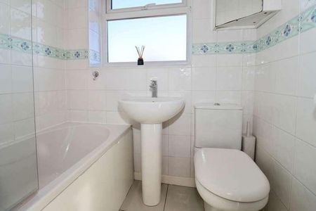 Poulton Royd Drive Spital, CH63 - Photo 2