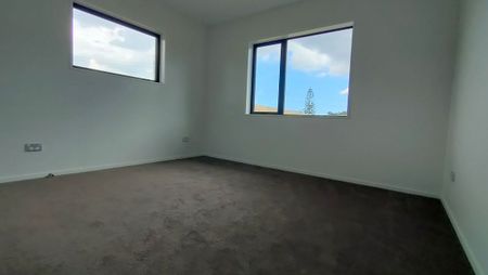 4 bedroom new built in Manukau - Photo 2