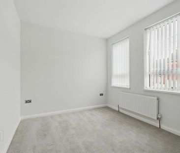 14 Lisburn Avenue, Belfast, BT9 7FX - Photo 3