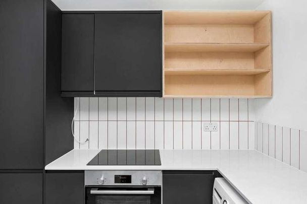 Dulwich Village, London, SE21 - Photo 1