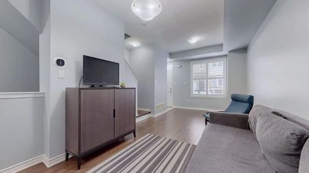 For Lease - 45 Heron Park Place Unit# 7, Toronto, Ontario - Photo 2