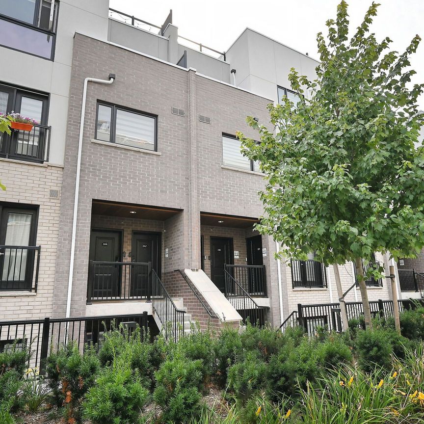 For Lease - #338 - 349 Wheat Boom Drive, Oakville, Ontario - Photo 1