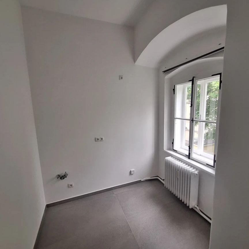 Theologie-Student/in AUFGEPASST - Wohnen im Kloster; - Photo 1