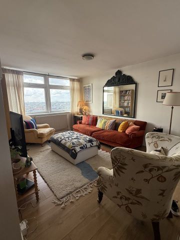 2 Bed Flat, Shepherds Bush Green, W12 - Photo 2
