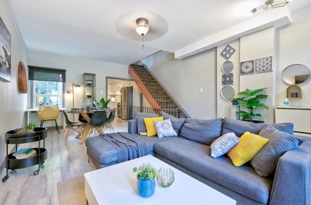 For Lease - 108 Shaw Street, Toronto, Ontario - Photo 2