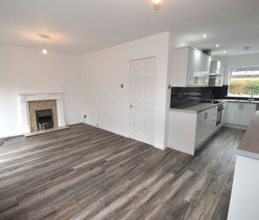 Unsworth Avenue, Tyldesley, M29 - Photo 1