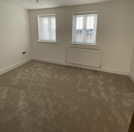 2 bedroom end of terrace house to rent - Photo 4