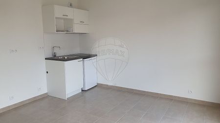 Location Appartement 2 pièces 40m² ST SEBASTIEN SUR LOIRE 44230 - Photo 3