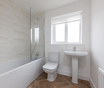 4 bedroom terraced house to rent - Photo 4