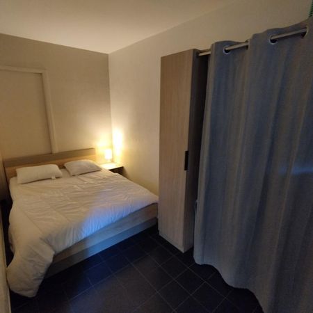 Location Appartement 2 pièces Meublé 25m² STE MAXIME 83120 - Photo 4