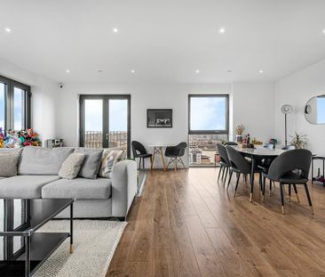 3 bedroom flat to rent - Photo 1