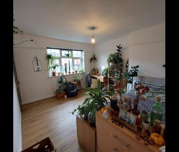 4 Bed Terraced House, Ash Road, LS6 - Photo 4