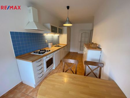 Pronájem bytu 3+1 v osobním vlastnictví 80 m², Praha 2 - Nové Město - Photo 4