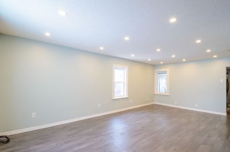 For Lease - 46 Ellen Street, Barrie, Ontario - Photo 4