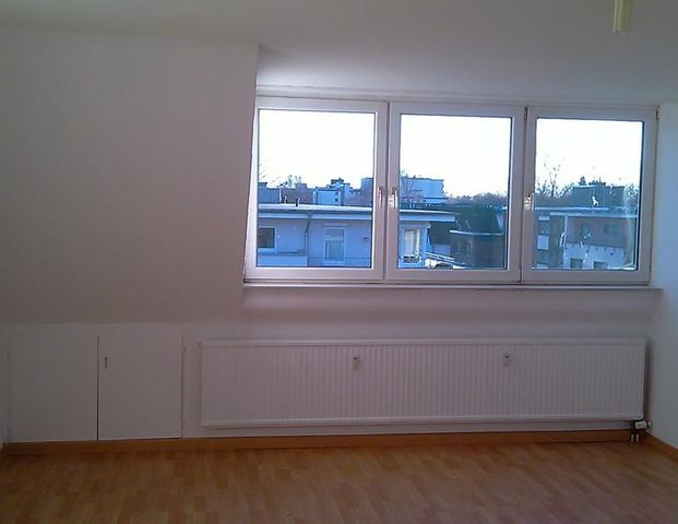 1 Zimmer-Appartement verkehrsgünstig in Köln-Weiden (prov.frei) - Foto 1