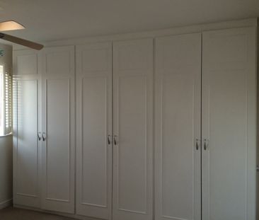 1 Bed Flat, Whiteadder Way, E14 - Photo 3